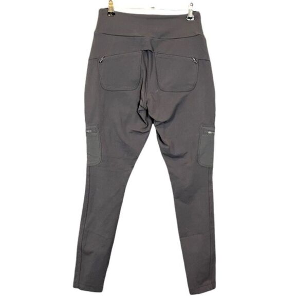 ATHLETA Headlands Hybrid High Rise Cargo Legging Black Zipper Pockets Size 2P - Picture 4 of 12